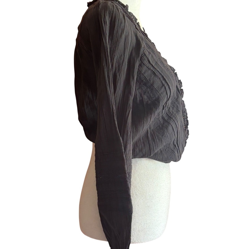 American Eagle Black Crinkle Gauze Lace Wrap Top Boho Eyelet Romantic Peasant - Picture 3 of 6